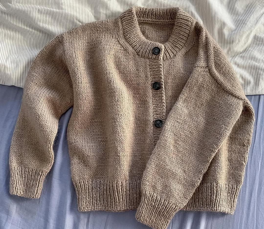 Модный кардиган спицами