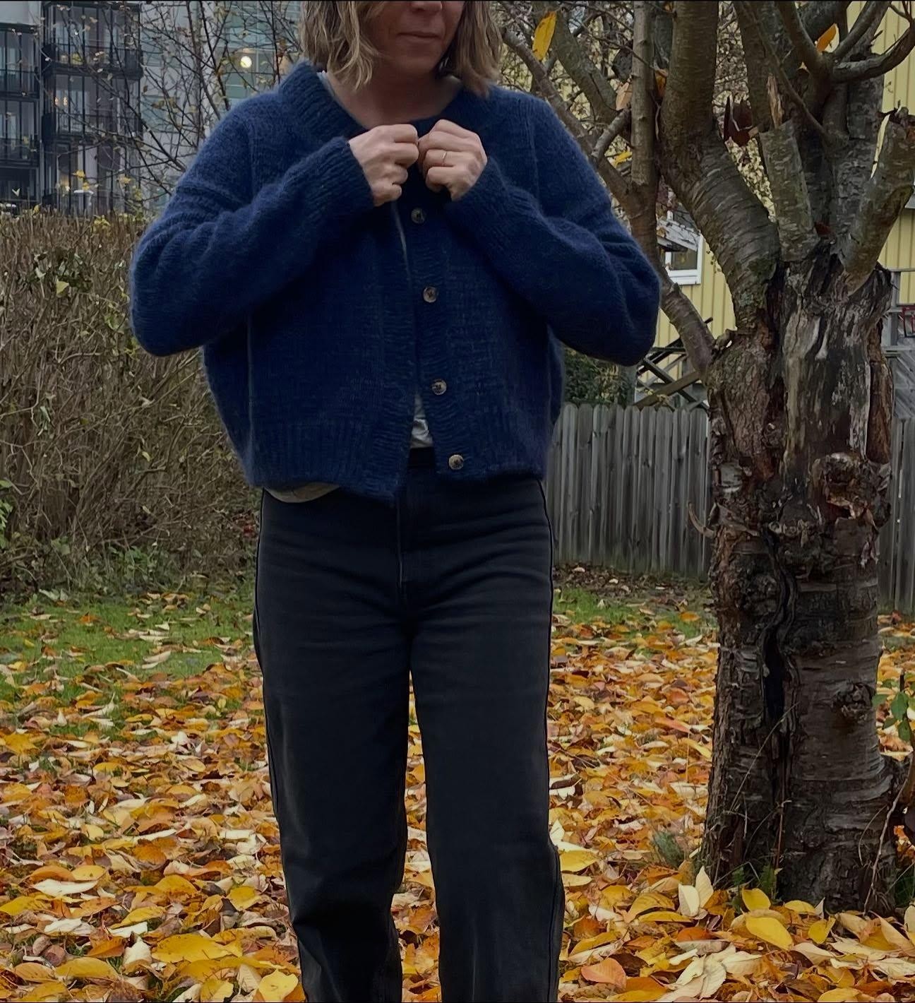 Модный кардиган спицами