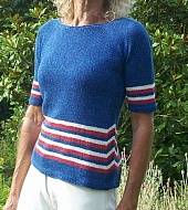 Легкий пуловер, вязанный спицами без швов сверху вниз