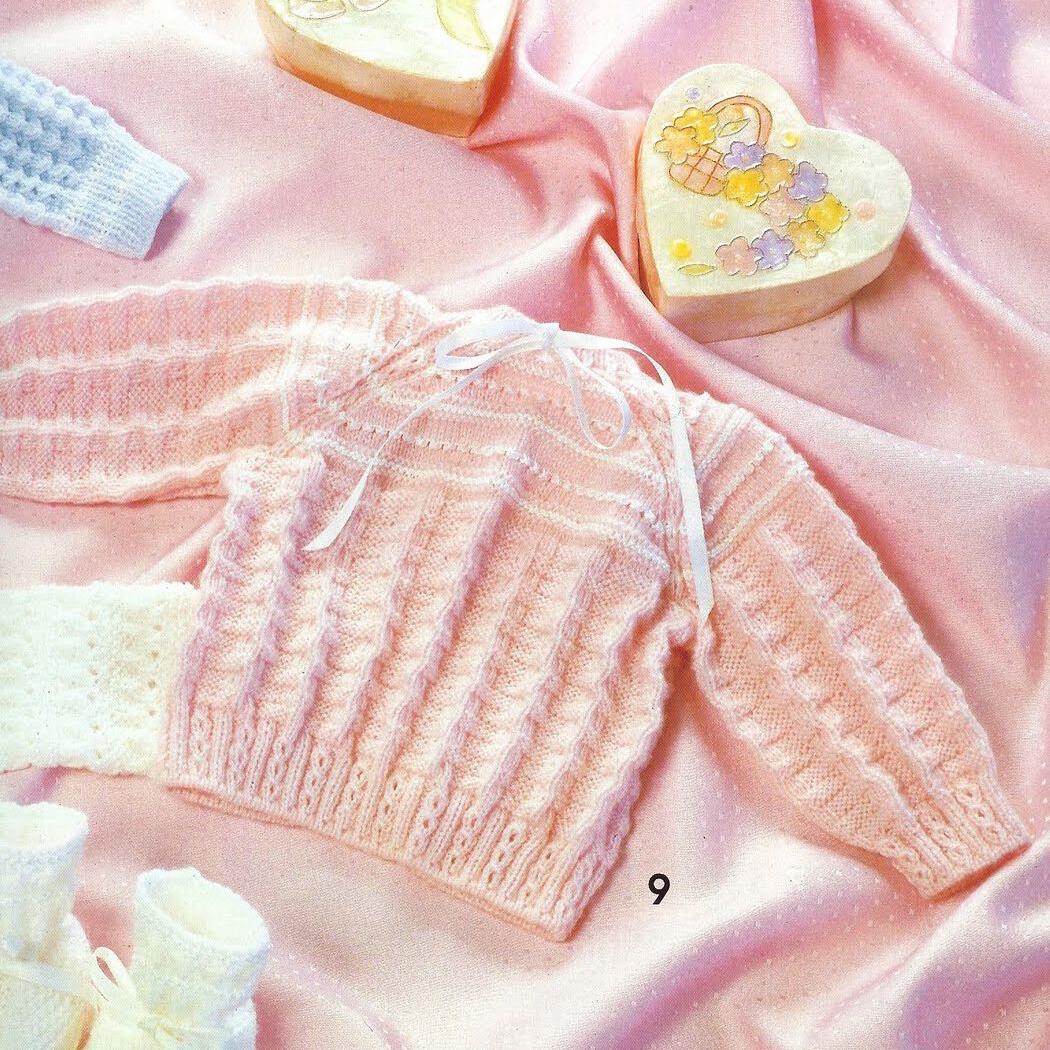 Розовый свитерок для новорожденного описание бесплатно