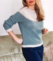 Женский пуловер крючком с кокеткой листиками