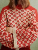 Жаккардовый свитер с японским плечом