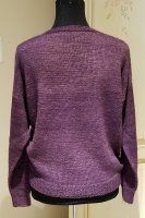 Женский пуловер без швов