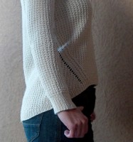 Пуловер с удлиненной спинкой