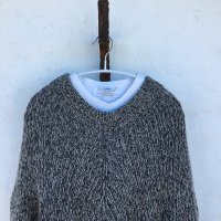 Пуловер спицами без швов