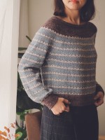 Элегантный пуловер с двойными манжетами