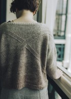 Уютный пуловер из мериноса и мохера