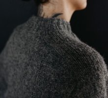 Модный свитер описание