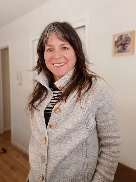 Женский кардиган спицами