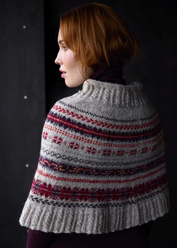 Жаккардовая пелерина спицами