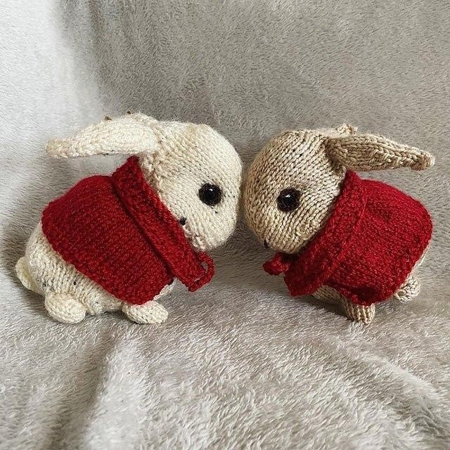 Маленький кролик спицами