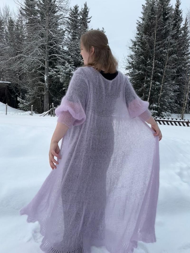 Вязаный спицами мохеровый шазюбль