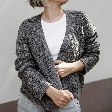 Вязаный кардиган крючком