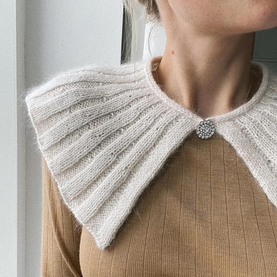 Вязаный спицами воротничок Sunday Collar