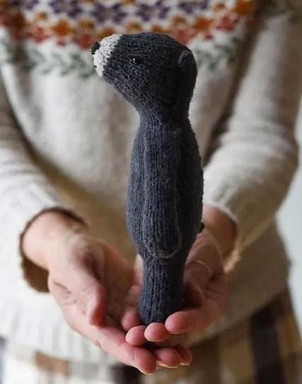 Вязаный мишка спицами