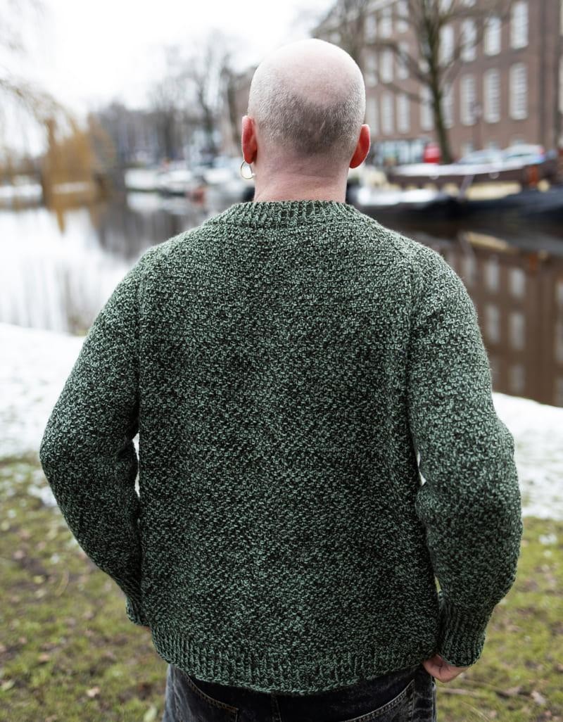 Мужской пуловер реглан спицами