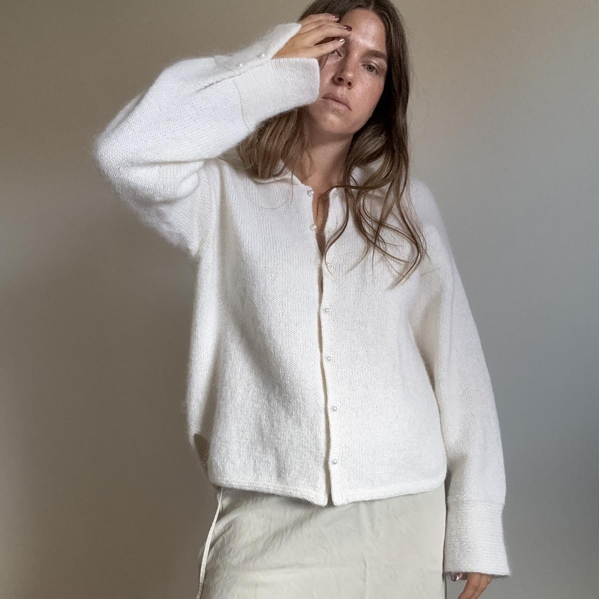 Вязаная  спицами классическая белая рубашка Beyond Classic Shirt