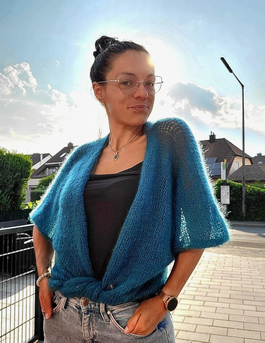 Летний мохеровый кардиган спицами