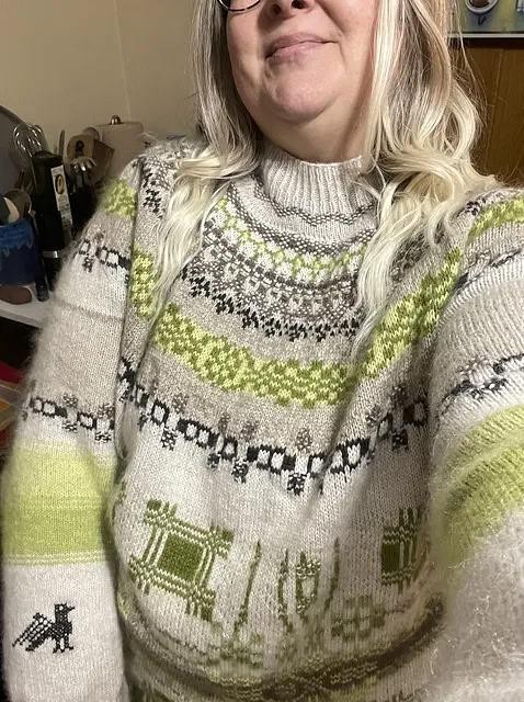 Жаккардовый пуловер спицами