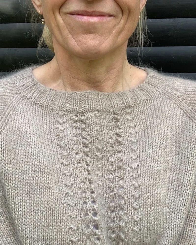 Женский пуловер реглан спицами