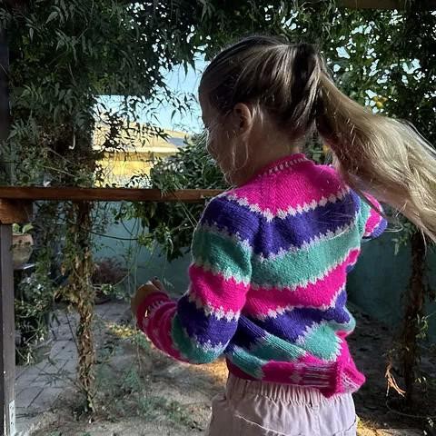 Детский кардиган реглан спицами