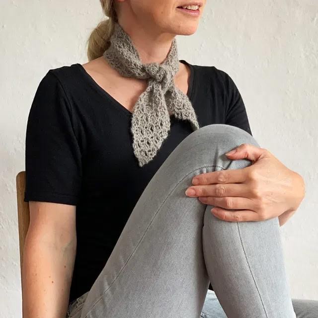 Ажурный шарфик спицами