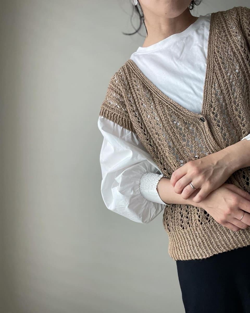 Ажурный жилет спицами