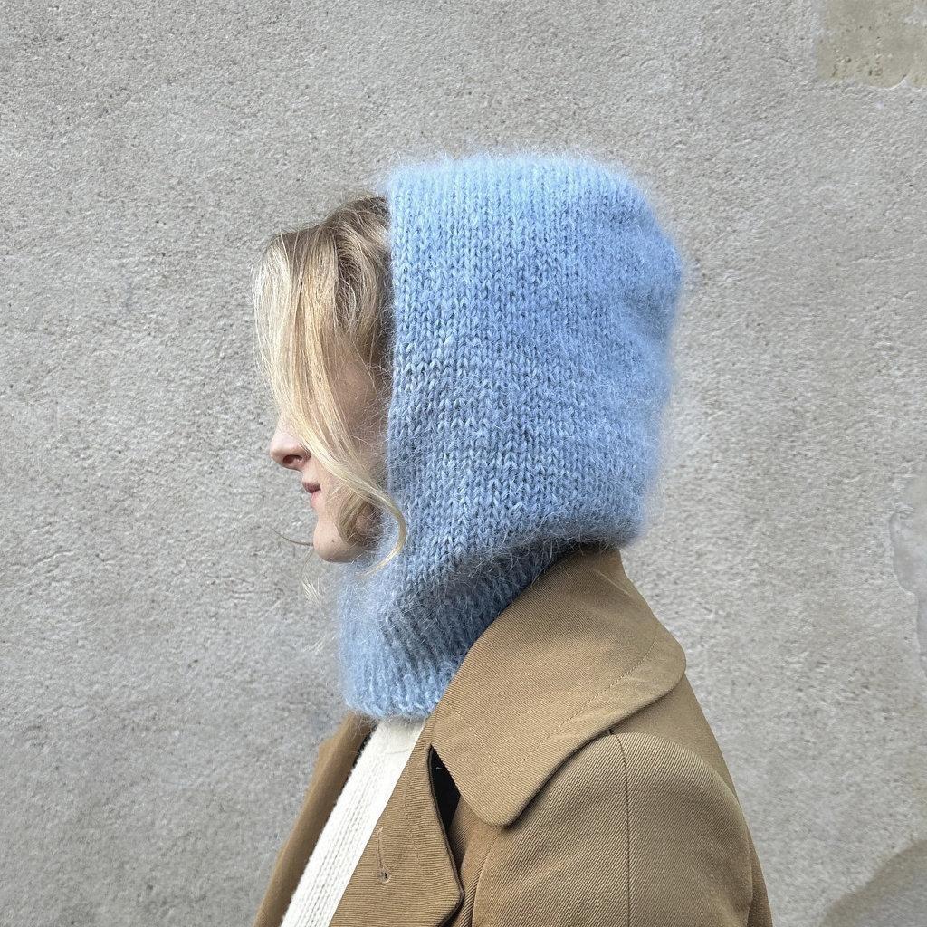 Капюшон - балаклава спицами без швов Beate Balaclava