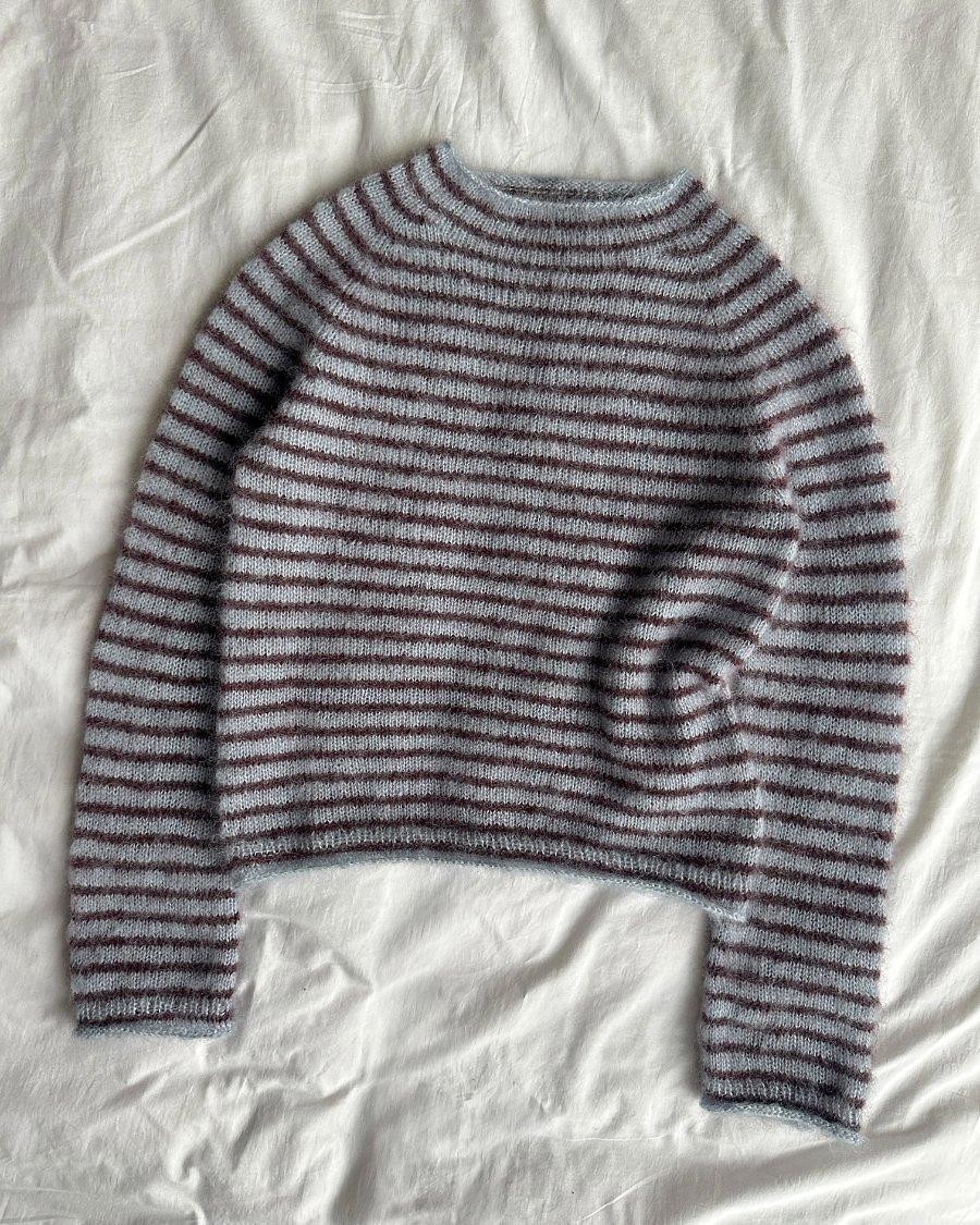 Блуза из мохера спицами с описанием вязания сверху регланом без швов