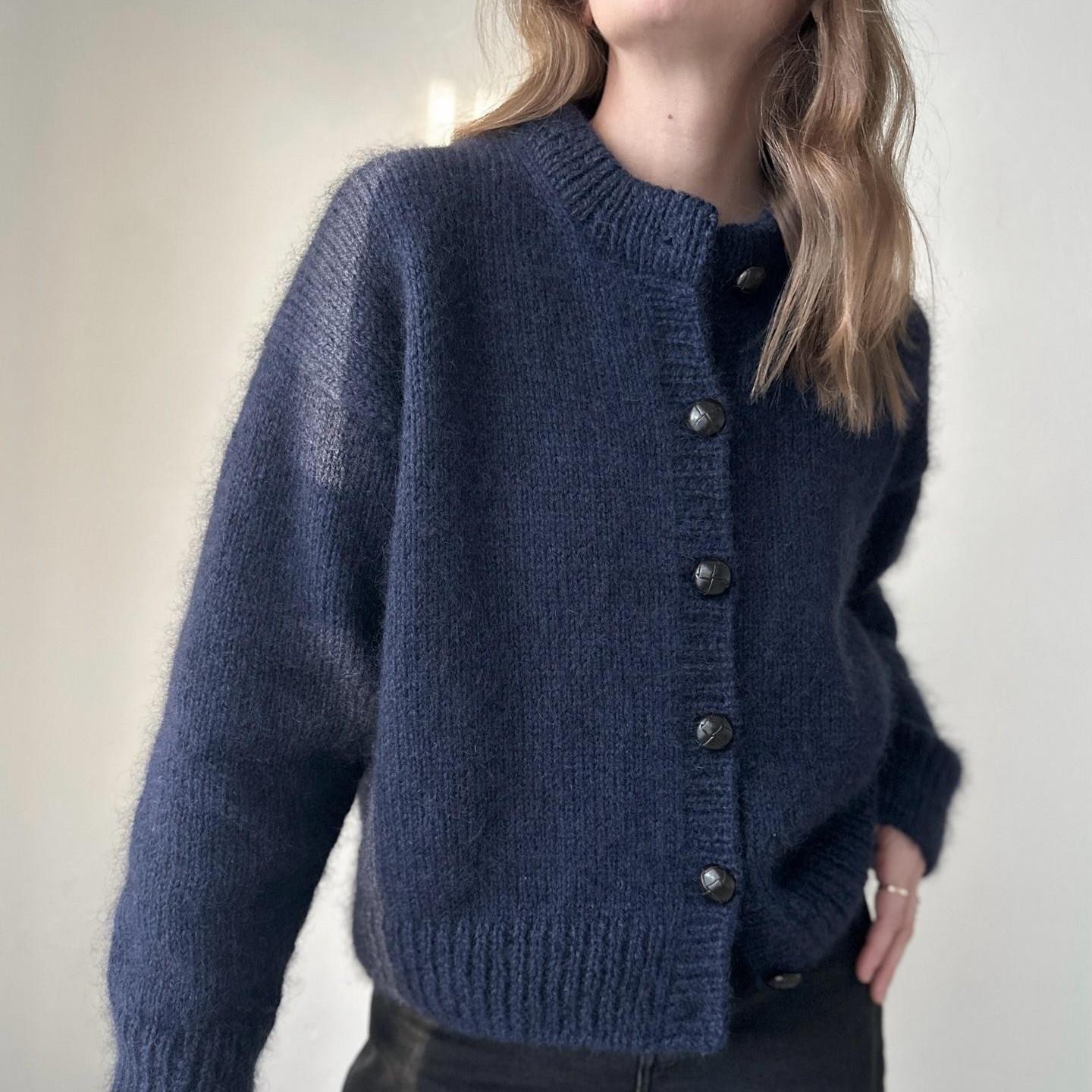 Стильный кардиган спицами