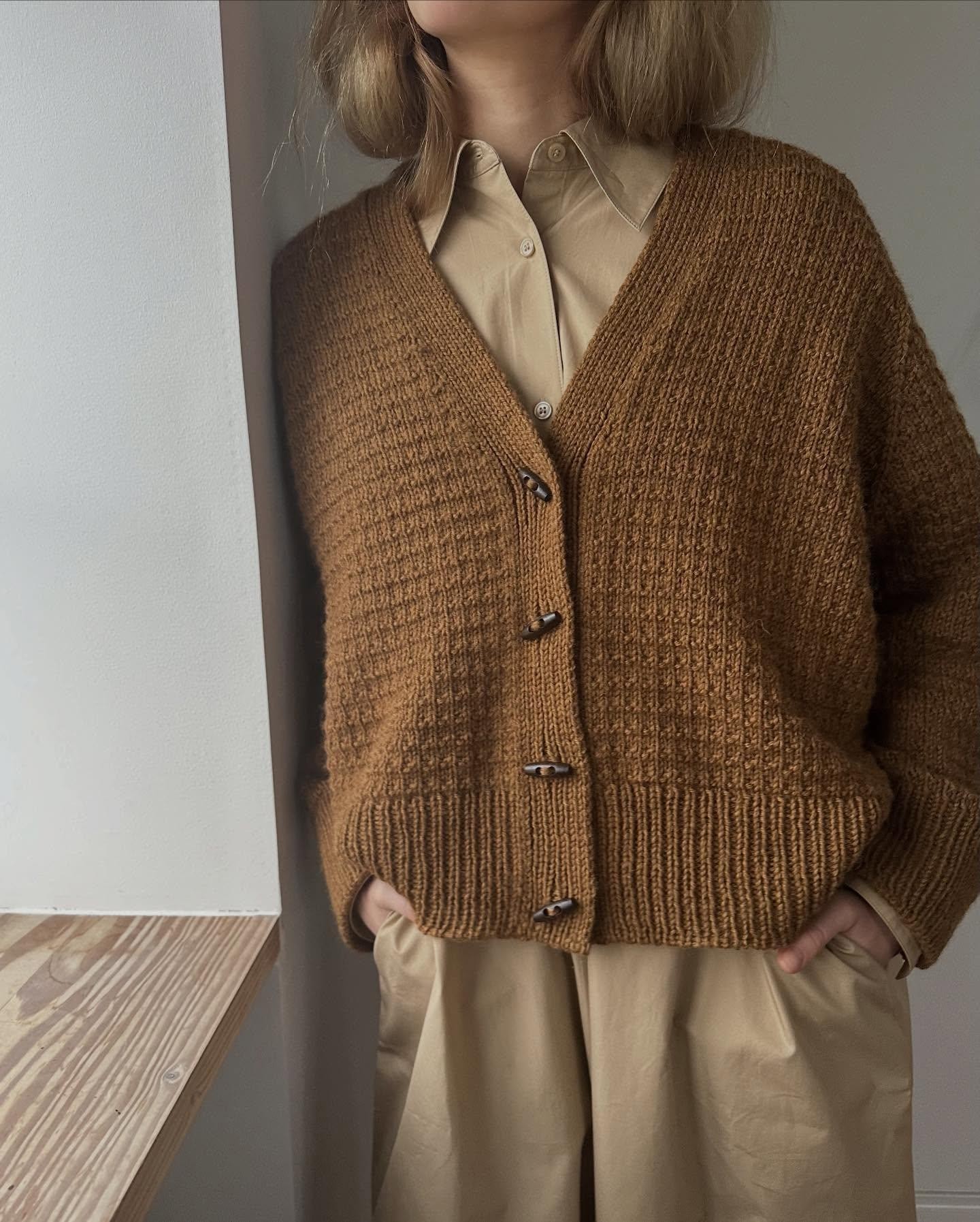 Модный кардиган спицами