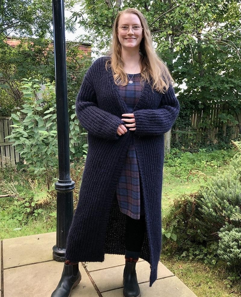 Длинный кардиган спицами