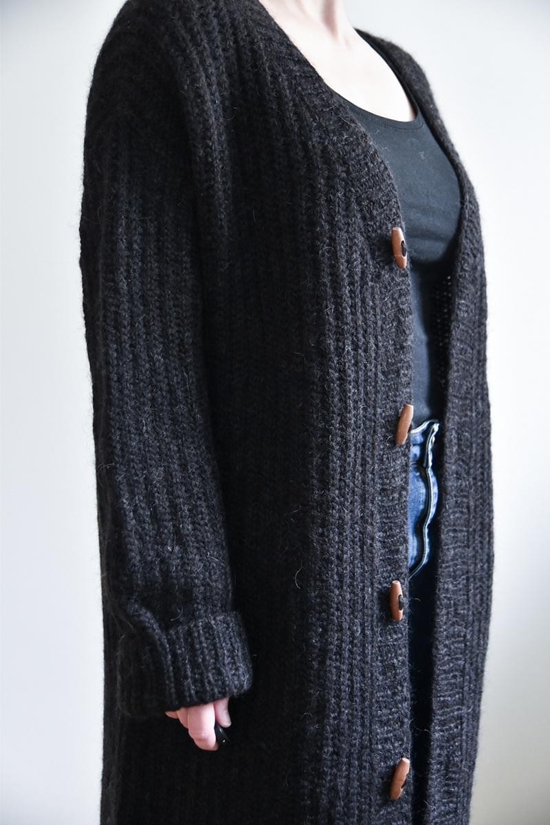 Длинный кардиган спицами