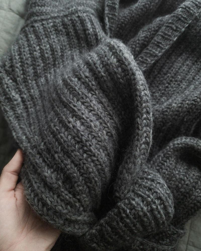 Длинный кардиган спицами