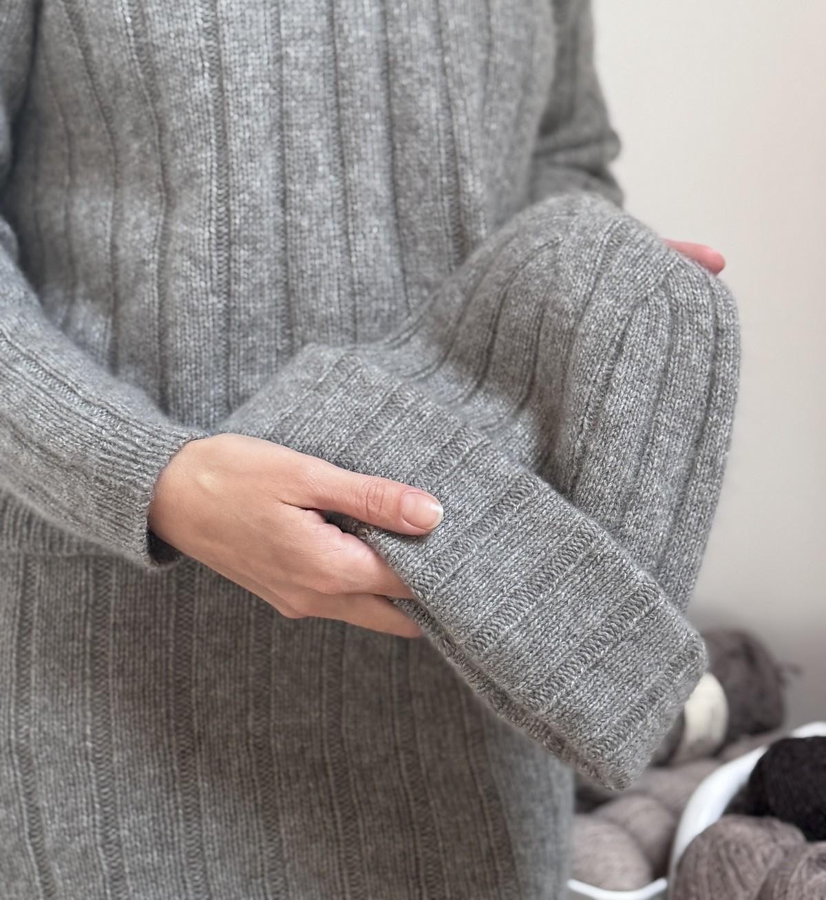 Кашемировая шапка спицами