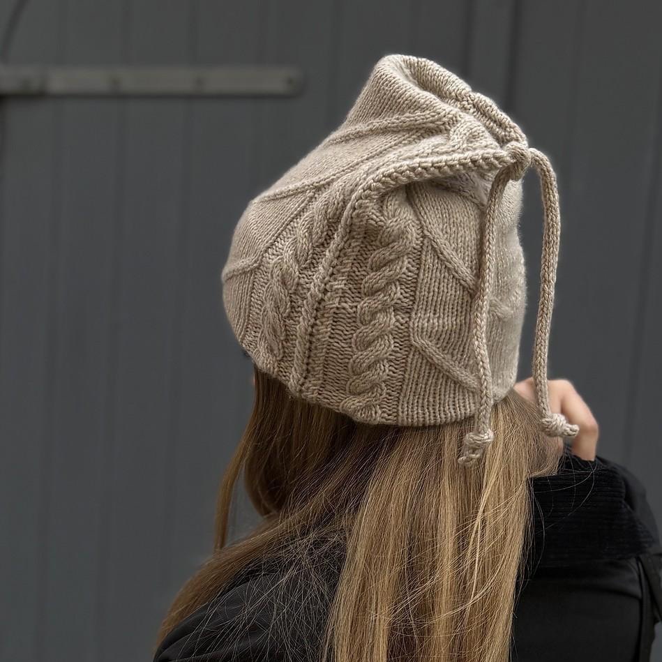 Кашемировая шапка спицами