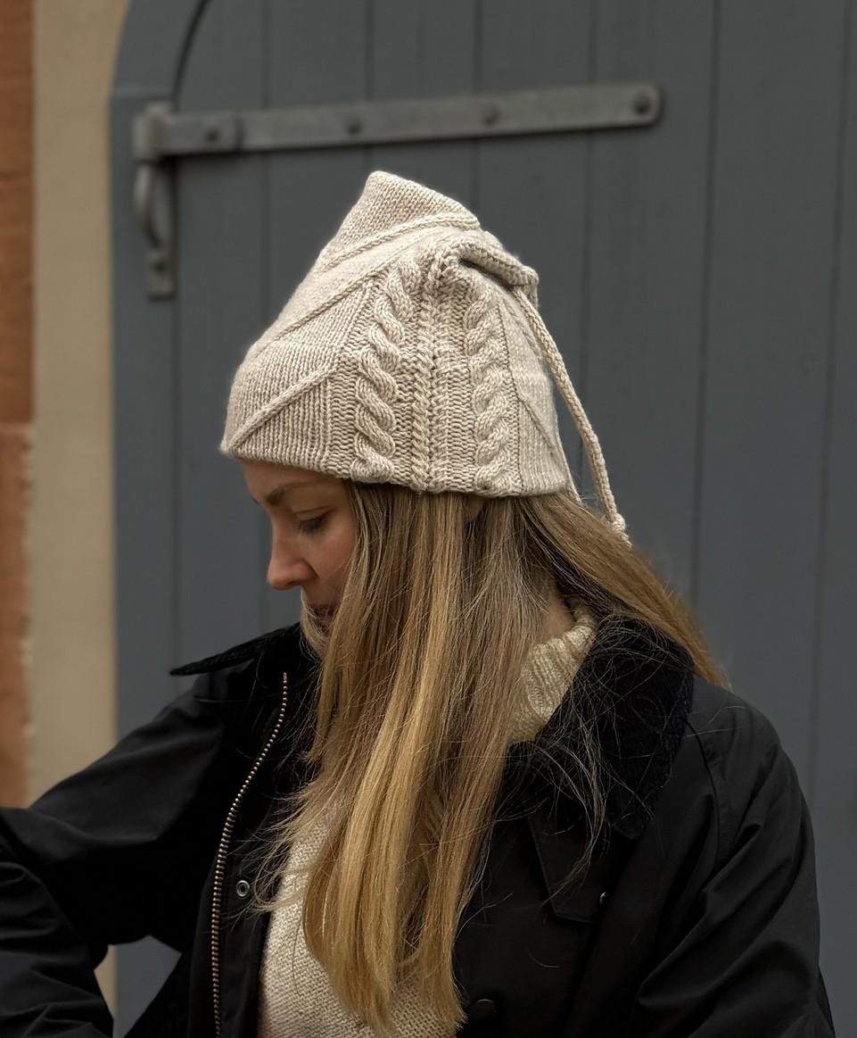 Кашемировая шапка спицами