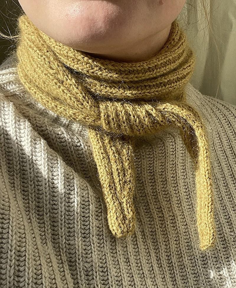 Простой шарф спицами