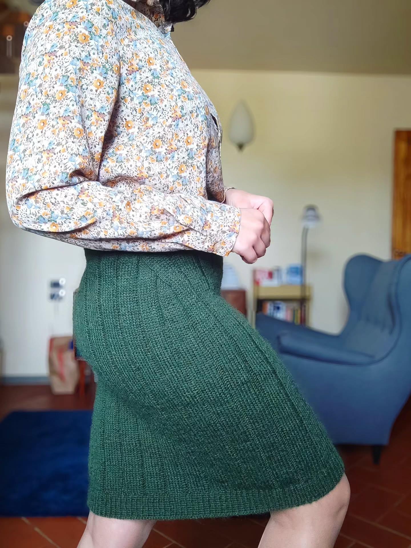 Юбка спицами