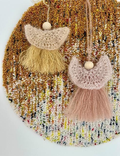 Новогодние украшения спицами