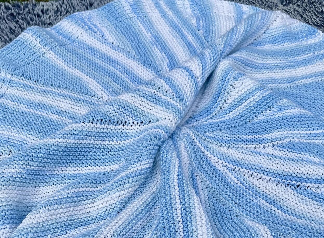 Круглый плед спицами