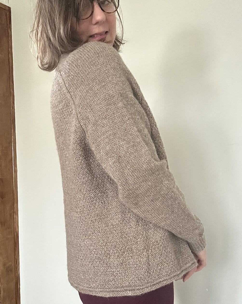 Пуловер-реглан спицами