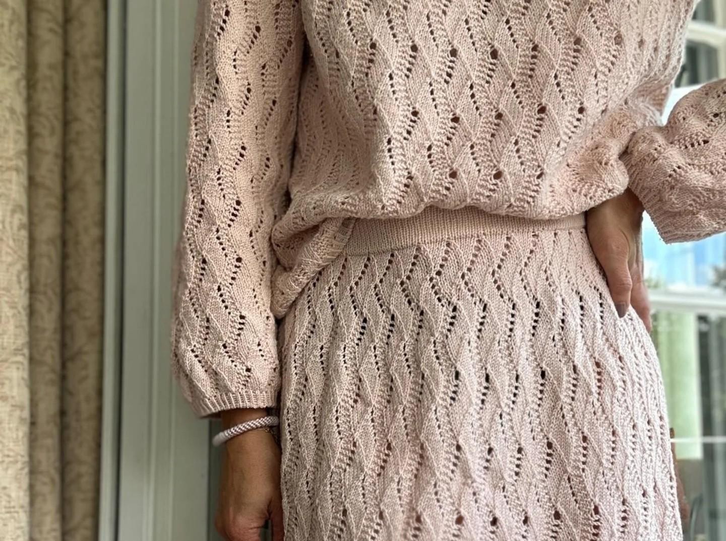 Элегантная блуза спицами