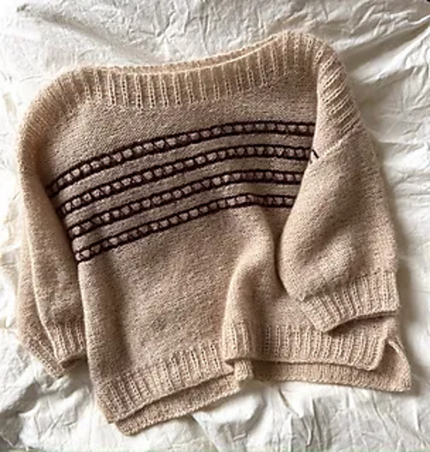 Женственная блуза спицами