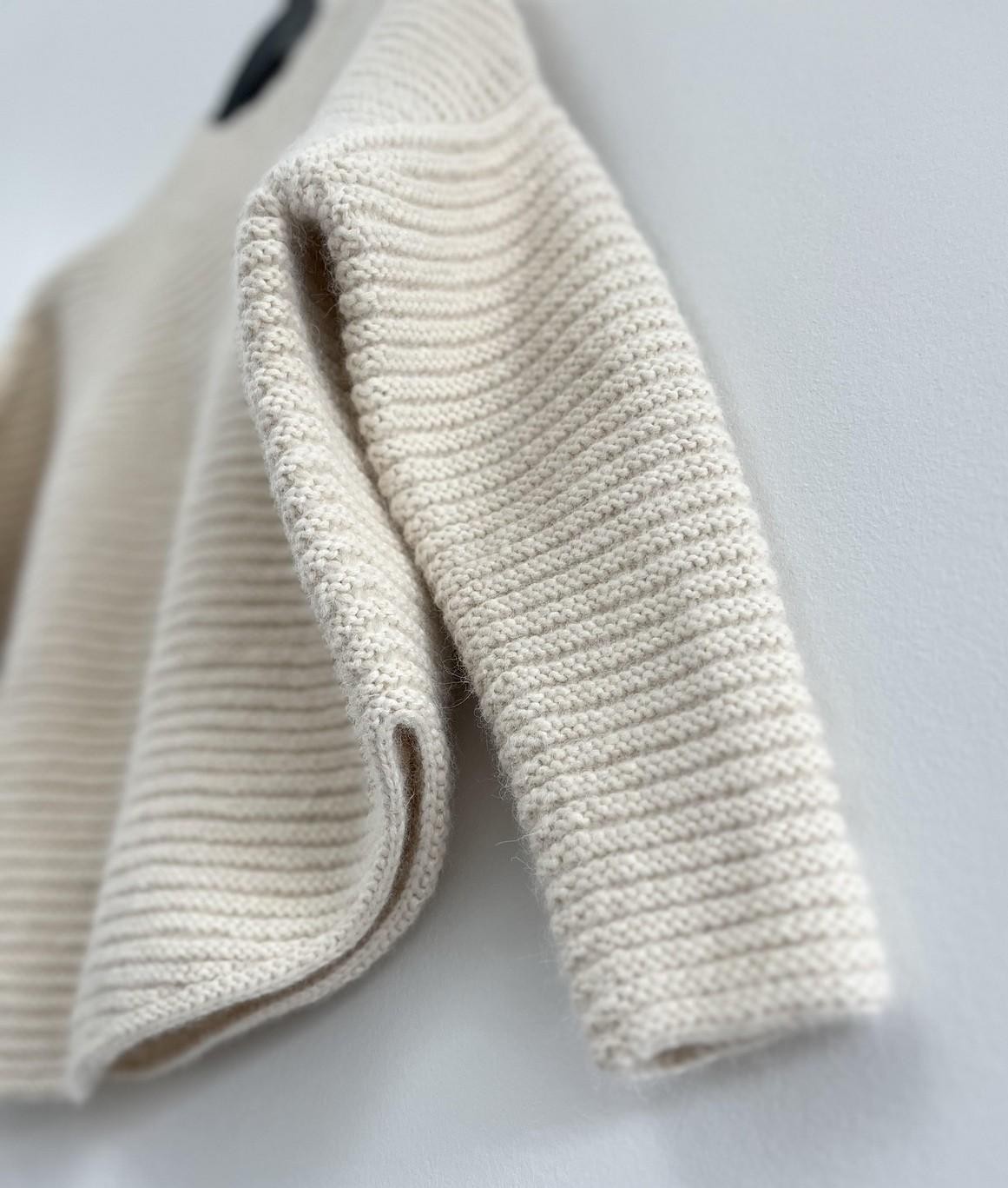 Пуловер-оверсайз спицами