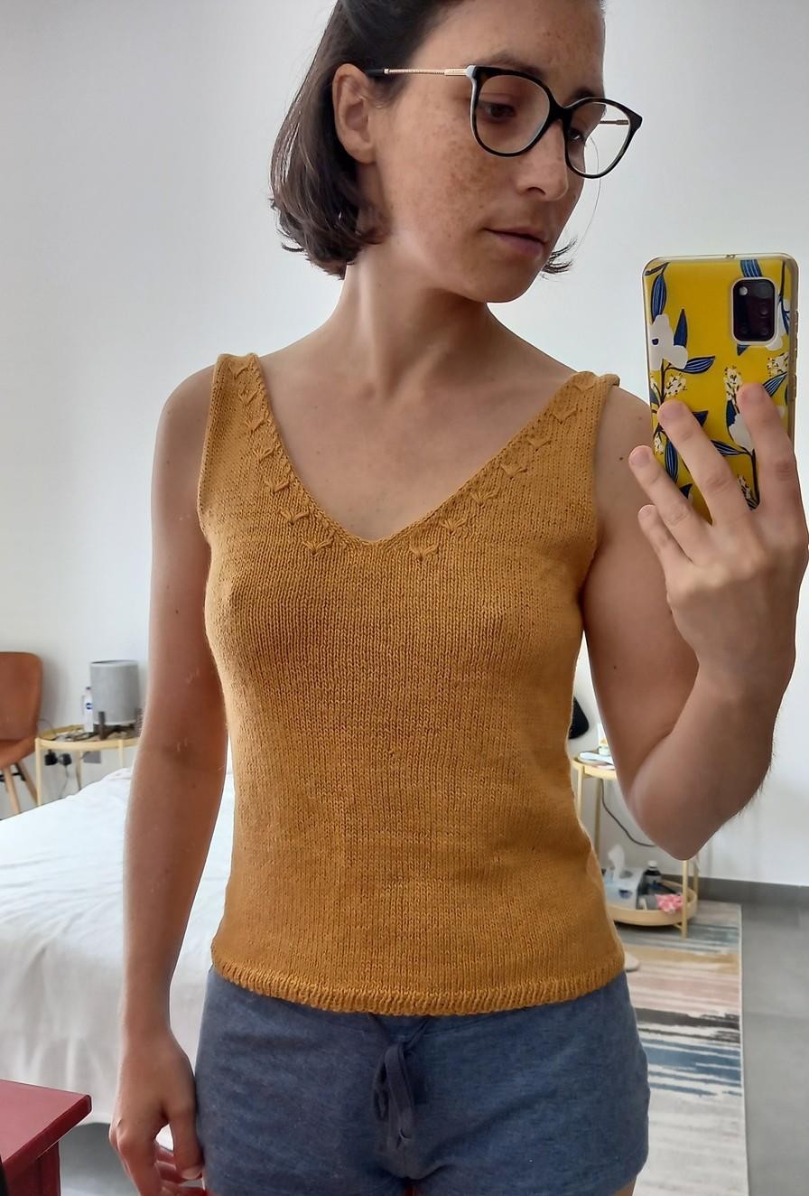 Красивая майка спицами