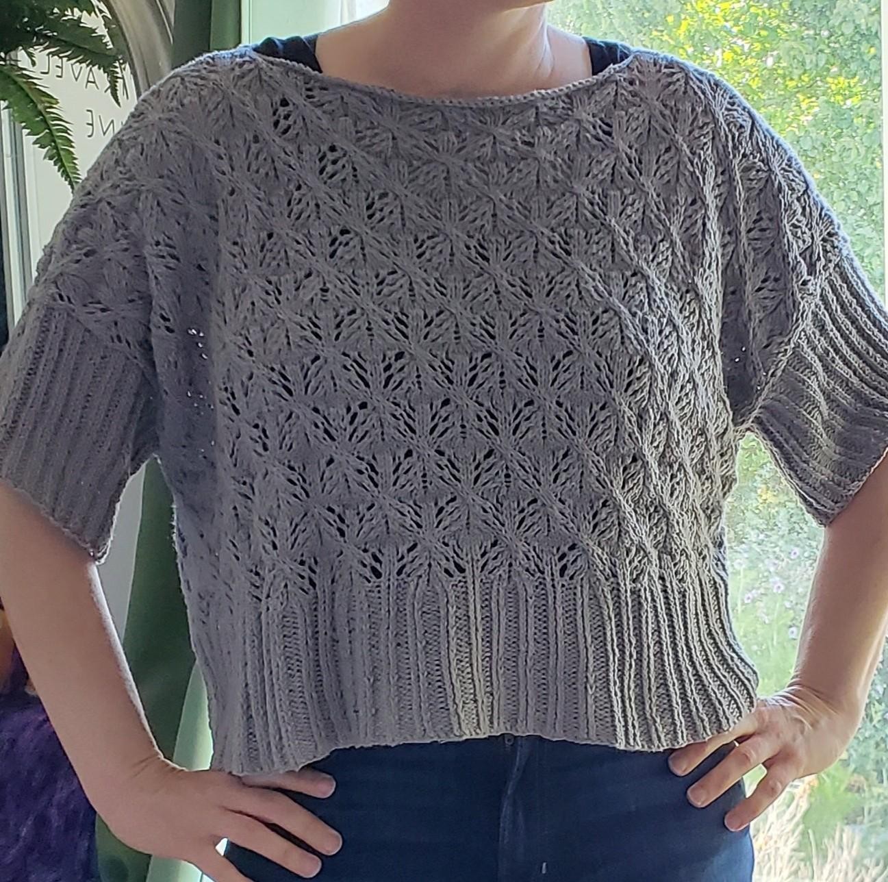 Красивый ажурный топ спицами