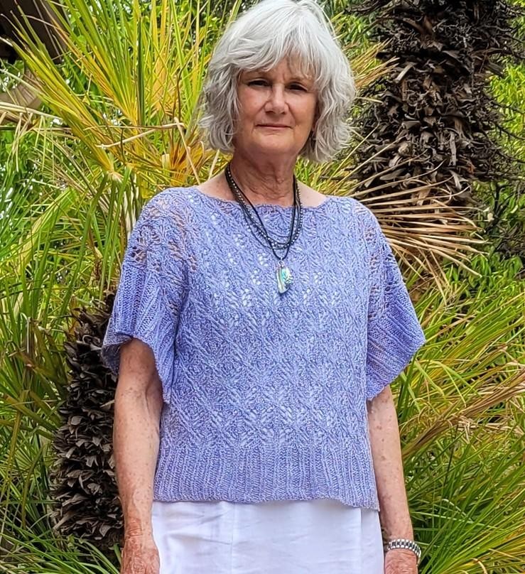 Красивый ажурный топ спицами