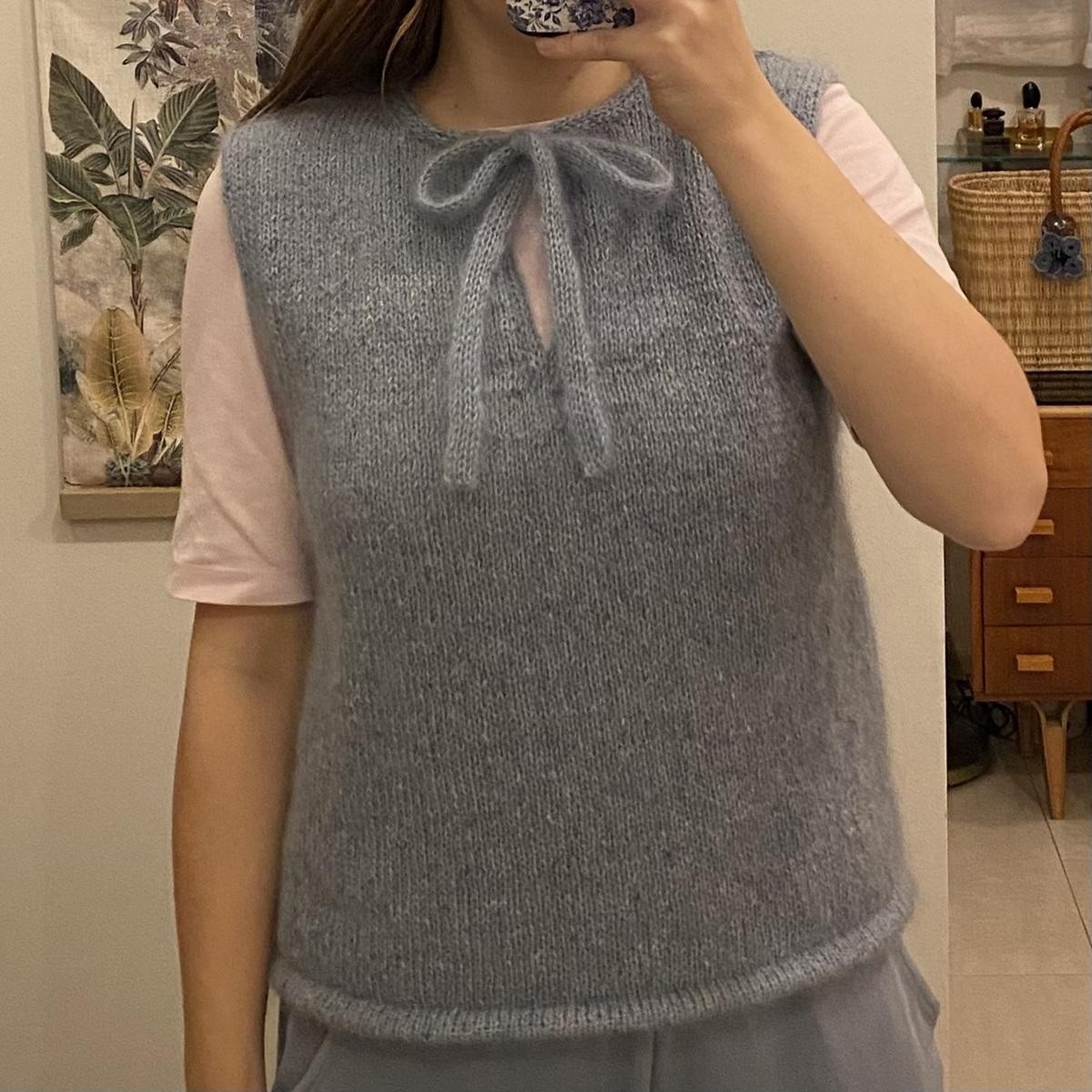 Красивая безрукавка спицами