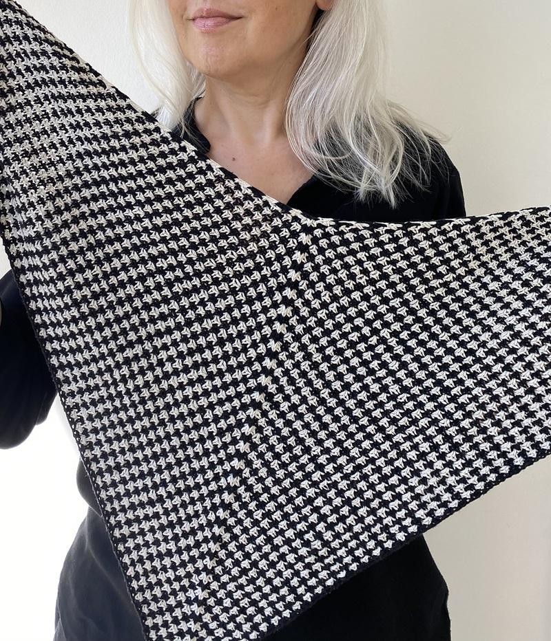 Текстурная шаль спицами